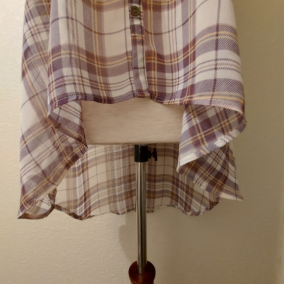 DECREE: V Neck Plaid Button Hi-low Chiffon Top | Size M - Picture 11 of 16